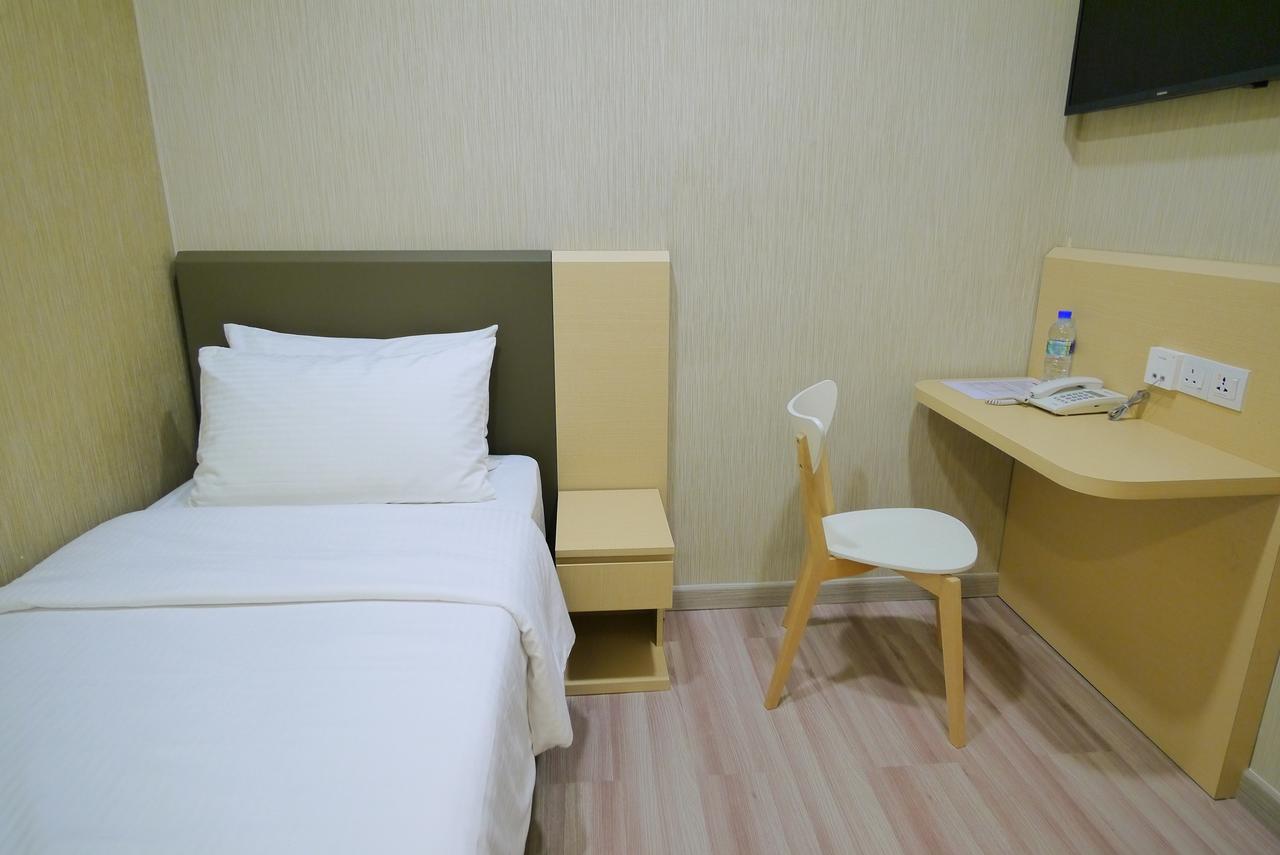 33 Boutique Hotel Bandar Sunway Petaling Jaya Esterno foto